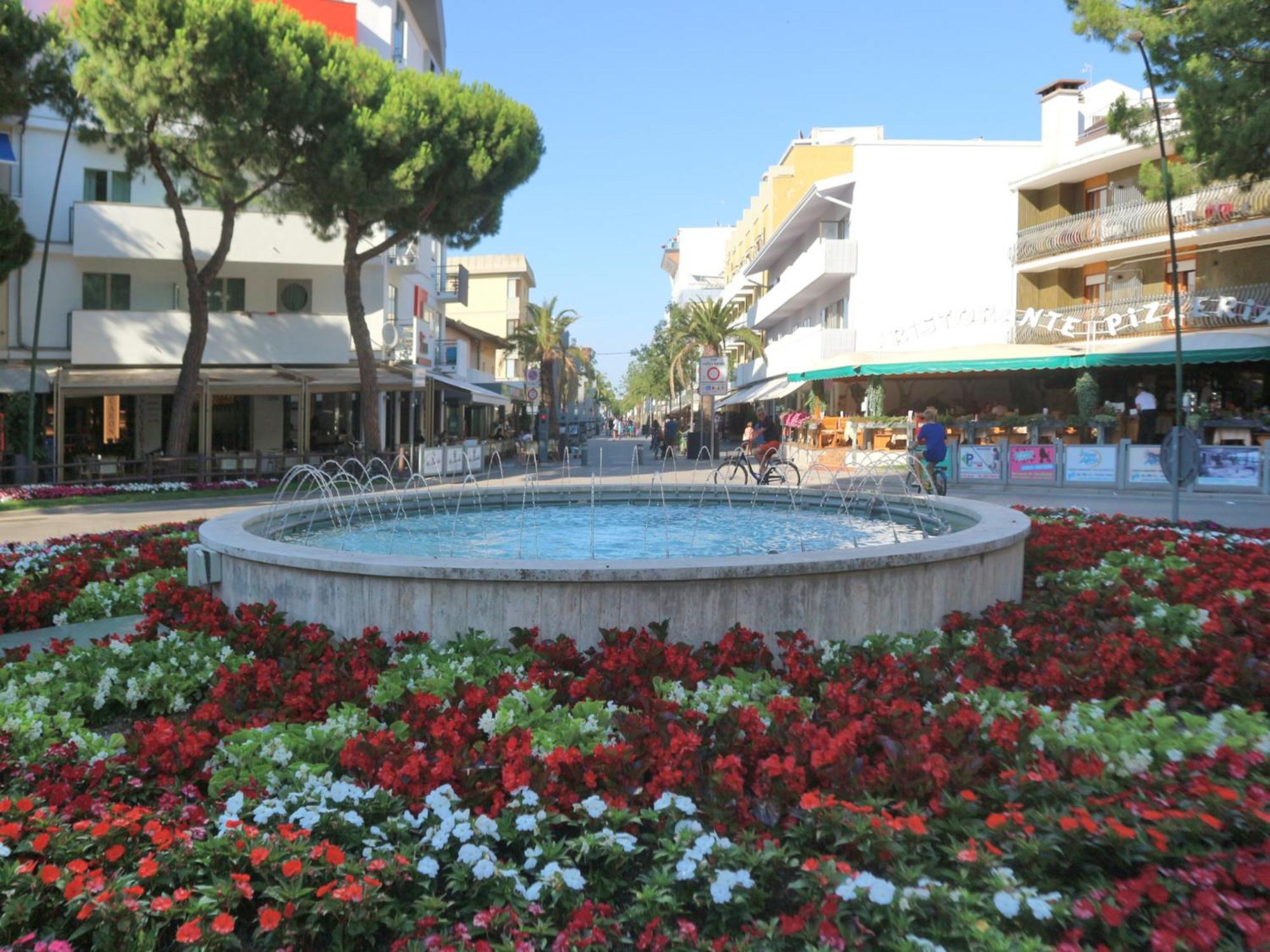 Appartement Carinzia à Lignano Sabbiadoro Extérieur photo